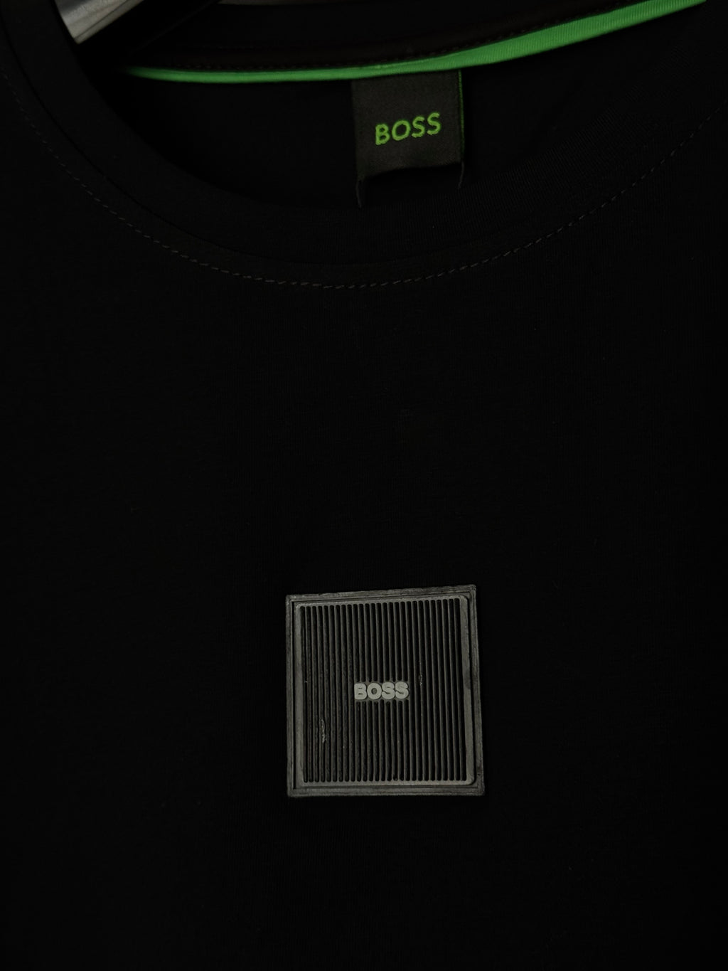 Playera Boss cuello redondo