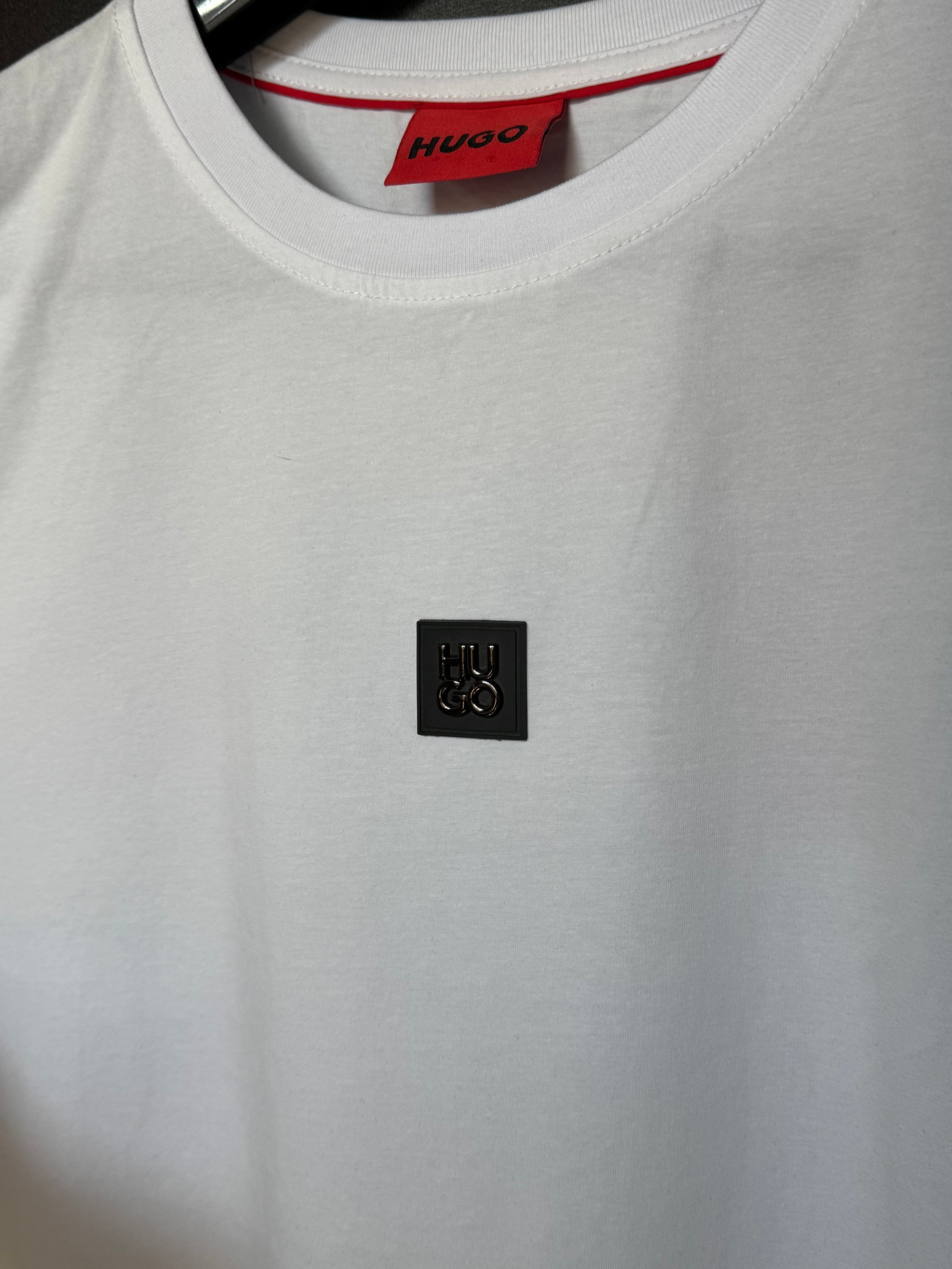Playera Hugo
