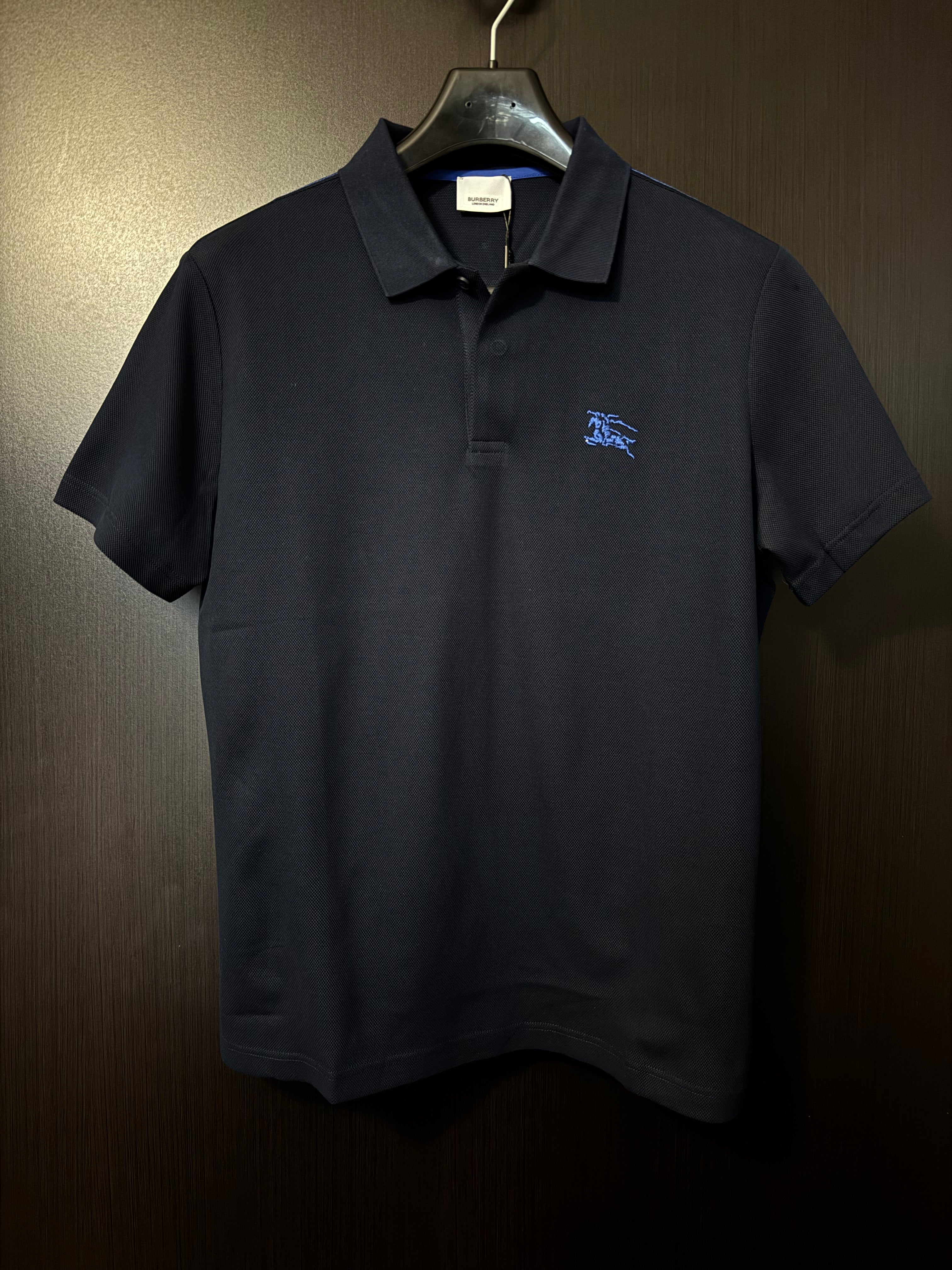 Playera Burberry tipo polo