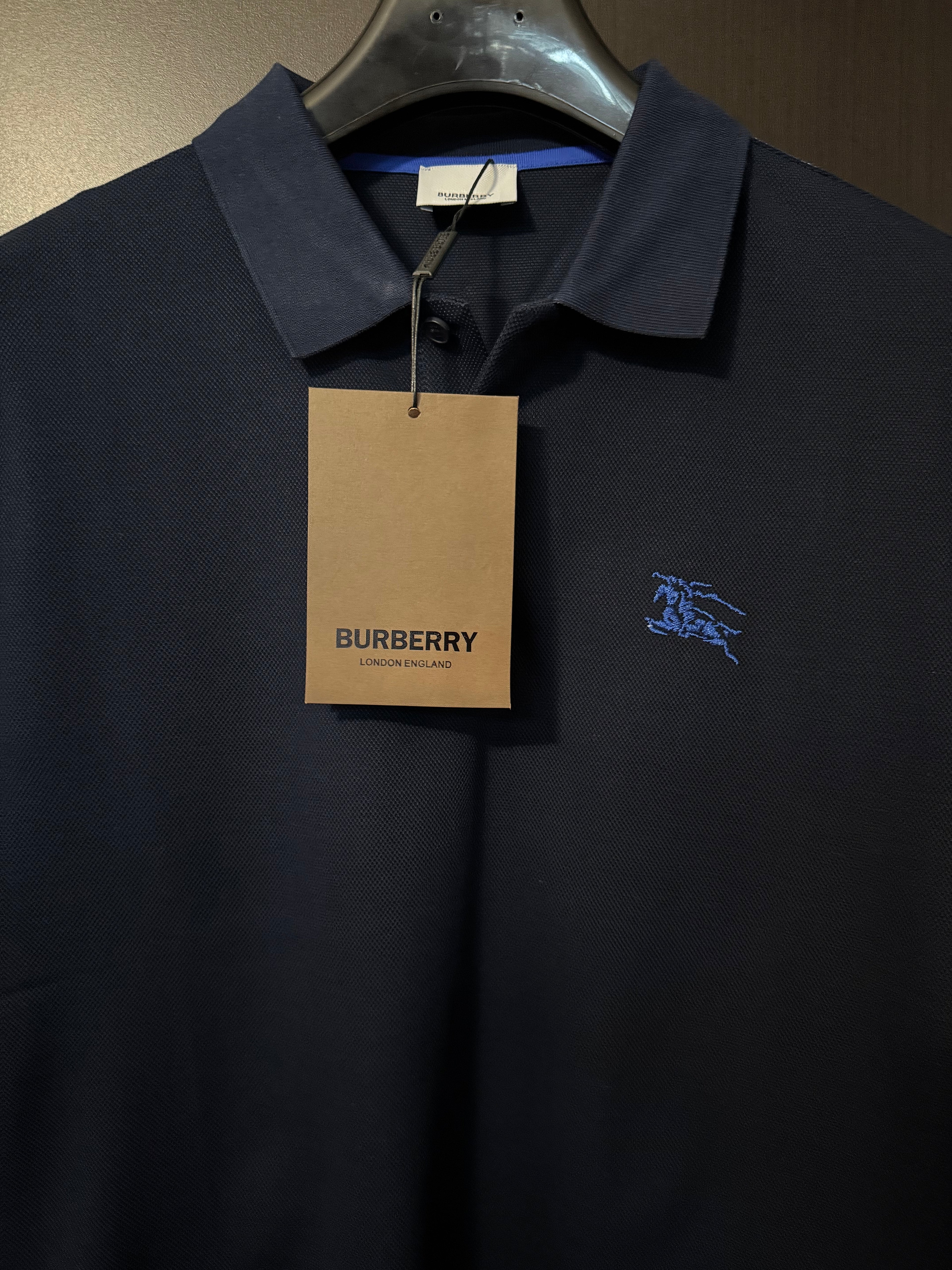 Playera Burberry tipo polo