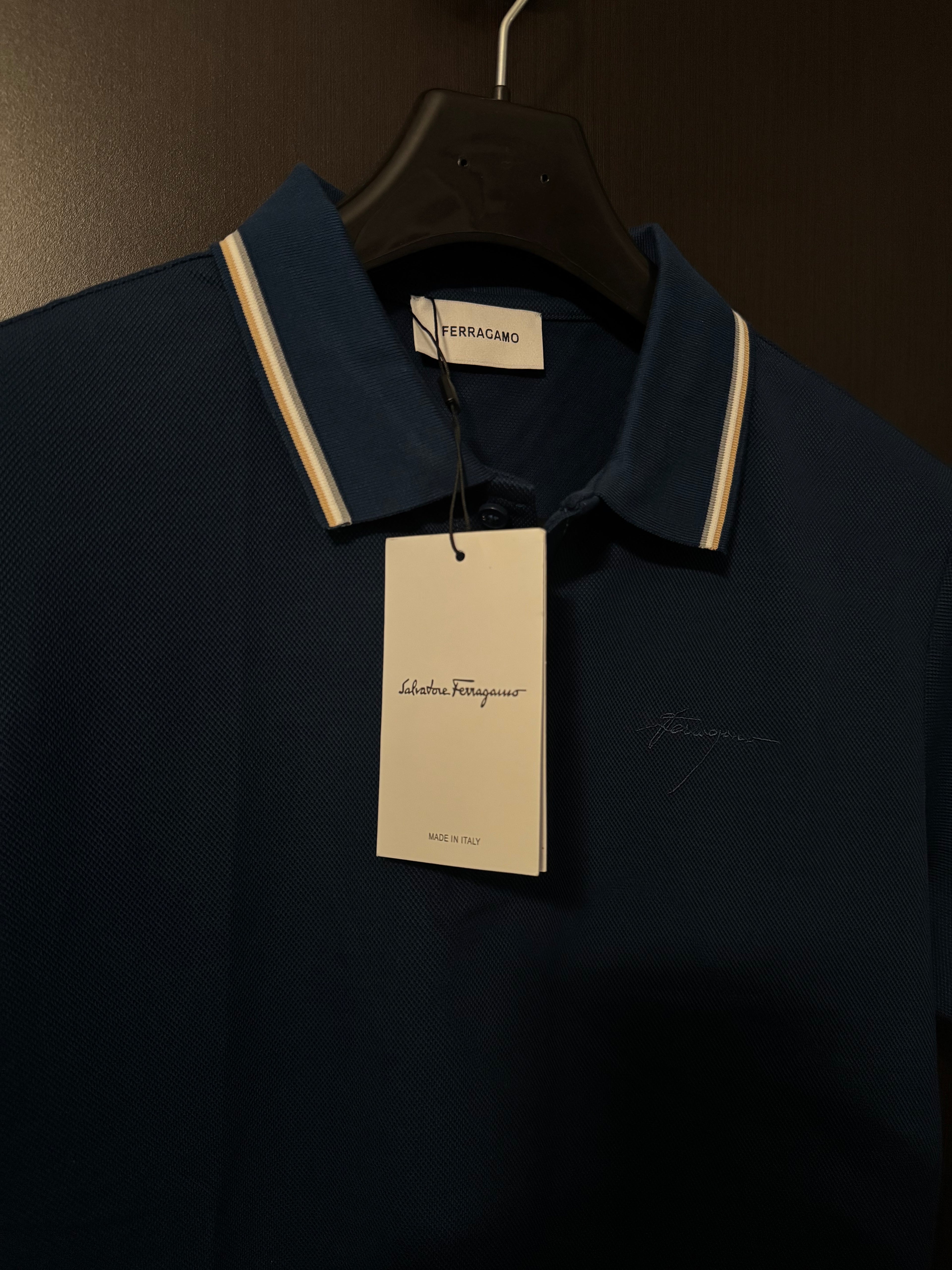 Playera Ferragamo tipo polo